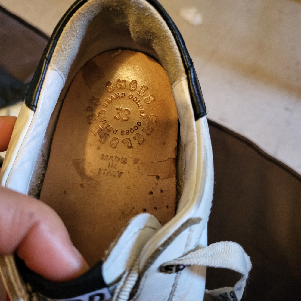 Kids sneakers